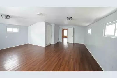 1224 N Harding Avenue, Chicago, IL 60651 - Photo 12