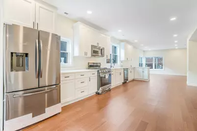 4019 N Tripp Avenue #1, Chicago, IL 60641 - Photo 2