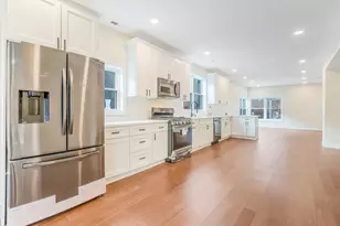 4019 N Tripp Ave, Chicago, IL 60641 - Photo 2