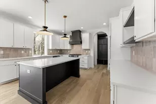 1403 Ravenwood Dr, Mahomet, IL 61853 - Photo 12