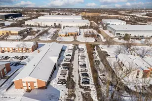 703 E Fullerton Ave, Glendale Heights, IL 60139 - Photo 14