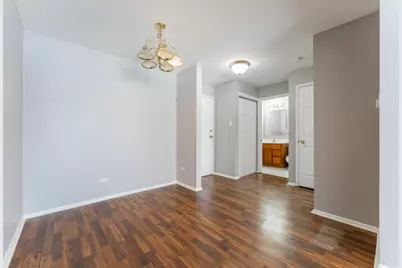 703 E Fullerton Avenue #107, Glendale Heights, IL 60139 - Photo 2