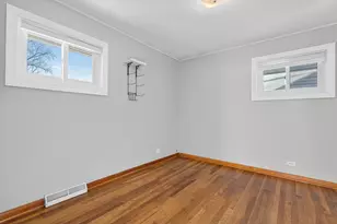 107 S Ash St, Palatine, IL 60067 - Photo 16