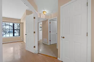 171 N Clare Ct, Wood Dale, IL 60191 - Photo 12