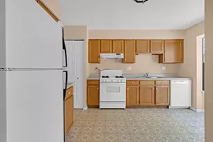 171 N Clare Ct, Wood Dale, IL 60191 - Photo 10