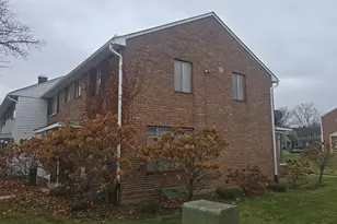 141 Hemlock St, Park Forest, IL 60466 - Photo 2