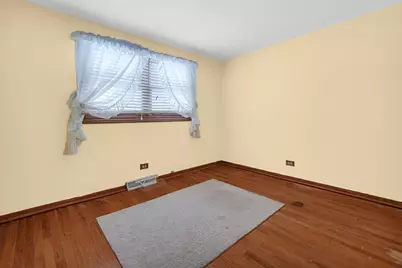 11811 S Tripp Avenue, Alsip, IL 60803 - Photo 12