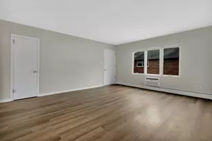 42 S Waiola Ave, La Grange, IL 60525 - Photo 6