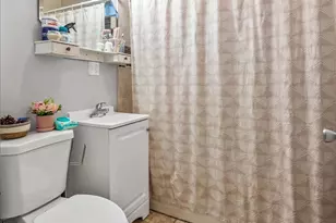 8525 S Saginaw Ave, Chicago, IL 60617 - Photo 12