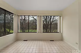 1170 Oak Hill Rd, Lake Barrington, IL 60010 - Photo 8