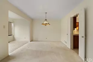 1170 Oak Hill Rd, Lake Barrington, IL 60010 - Photo 6