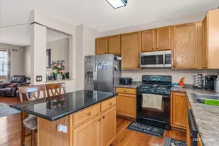 1794 Fredericksburg Ln, Aurora, IL 60503 - Photo 6