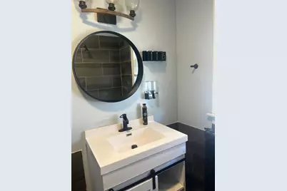 237 W 114th Street, Chicago, IL 60628 - Photo 6