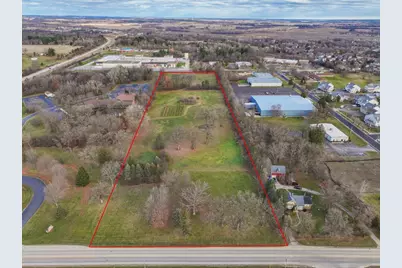 13902 Kishwaukee Valley Road, Woodstock, IL 60098 - Photo 2