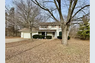 1515 Six Points Road, Bloomington, IL 61701 - Photo 2