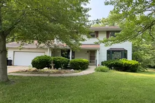 1515 6 Points Rd, Bloomington, IL 61701 - Photo 30