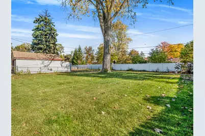 3111 Stillwell Drive, Des Plaines, IL 60018 - Photo 6