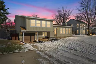 2230 Jeffery Dr, Saint John, IL 61873 - Photo 2