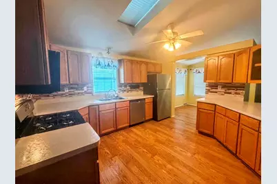 1075 Beechnut Circle, Manteno, IL 60950 - Photo 8