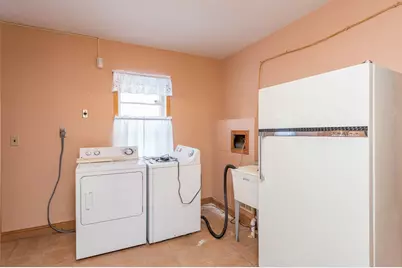 2101 Eshcol Avenue, Zion, IL 60099 - Photo 10