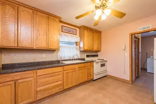 2101 Eshcol Ave, Zion, IL 60099 - Photo 2