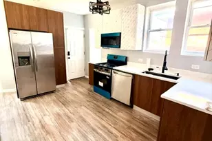 1048 W 92nd Pl, Chicago, IL 60620 - Photo 8