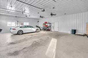 21626 Oak Grove Rd, Harvard, IL 60033 - Photo 22