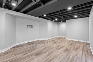 9108 S Utica Ave, Evergreen Park, IL 60805 - Photo 14