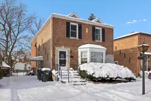 9108 S Utica Ave, Evergreen Park, IL 60805 - Photo 1