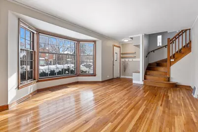 9108 S Utica Avenue, Evergreen Park, IL 60805 - Photo 4