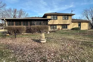 15 Navajo Ct, Oswego, IL 60543 - Photo 24