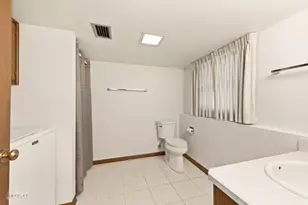 15 Navajo Ct, Oswego, IL 60543 - Photo 12