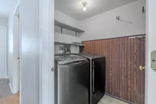 601 Bluff St, Carol Stream, IL 60188 - Photo 14