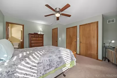 104 Briar Lane, North Aurora, IL 60542 - Photo 18