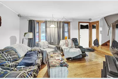 10748 S Avenue N, Chicago, IL 60617 - Photo 6