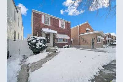 10748 S Avenue N, Chicago, IL 60617 - Photo 2
