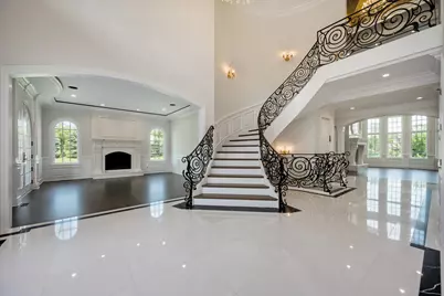 6413 S County Line Road, Burr Ridge, IL 60527 - Photo 4