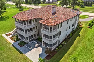 6413 S County Line Rd, Burr Ridge, IL 60527 - Photo 70