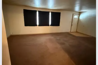 740 N Elmwood Drive, Aurora, IL 60506 - Photo 4