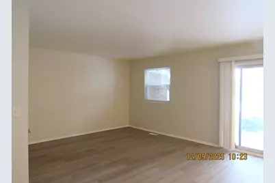 2790 Glasgow Court #X1, Schaumburg, IL 60194 - Photo 4