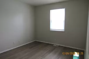 2790 Glasgow Ct, Schaumburg, IL 60194 - Photo 12