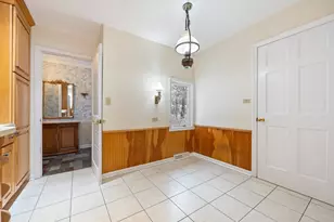 1229 Suffolk St, Naperville, IL 60563 - Photo 14