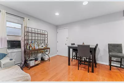 5121 W Diversey Avenue #3S, Chicago, IL 60639 - Photo 4