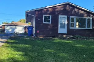 149 Austin Ave, Carpentersville, IL 60110 - Photo 1