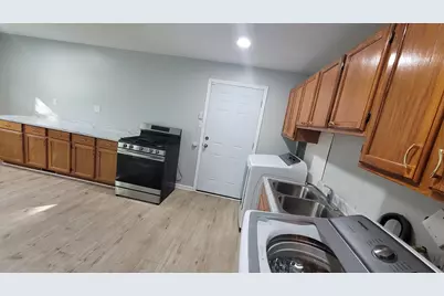 149 Austin Avenue, Carpentersville, IL 60110 - Photo 14