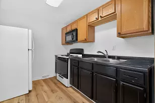 525 Byron St, Wilmington, IL 60481 - Photo 6