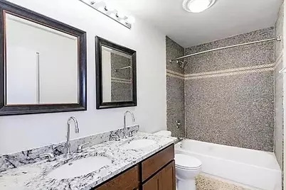 95 Grant Street #4, Crystal Lake, IL 60014 - Photo 4