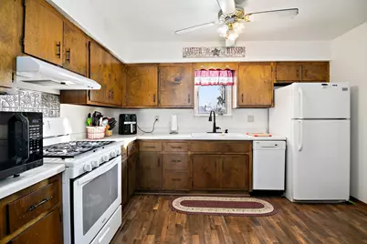 322 N Franklin Street, Momence, IL 60954 - Photo 6