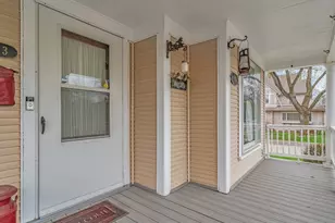 313 N Raynor Ave, Joliet, IL 60435 - Photo 2