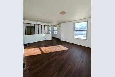 543 E 3rd Street, El Paso, IL 61738 - Photo 10